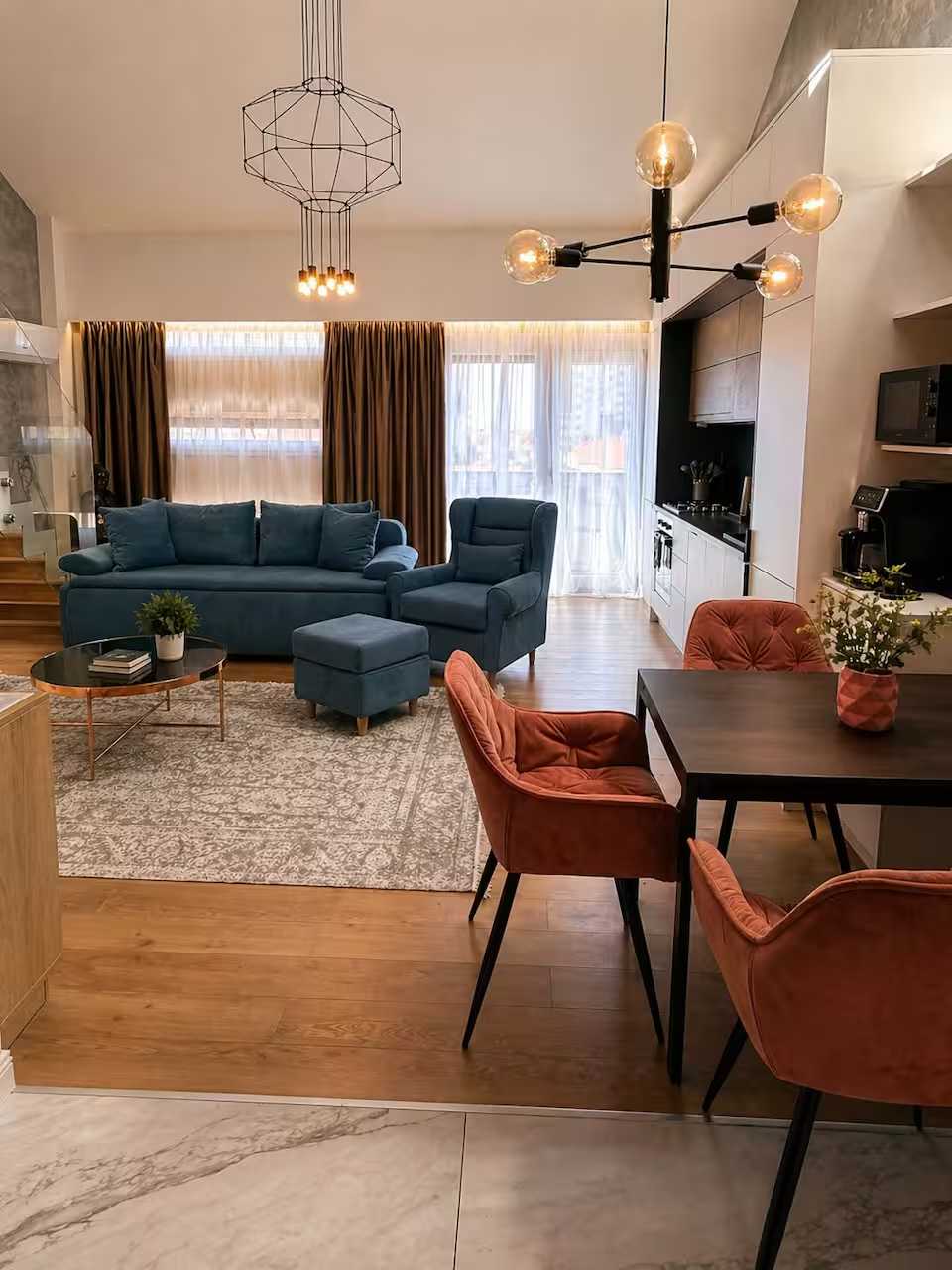 Reședința Mid Azure | Parcare gratuită | Check-in independent