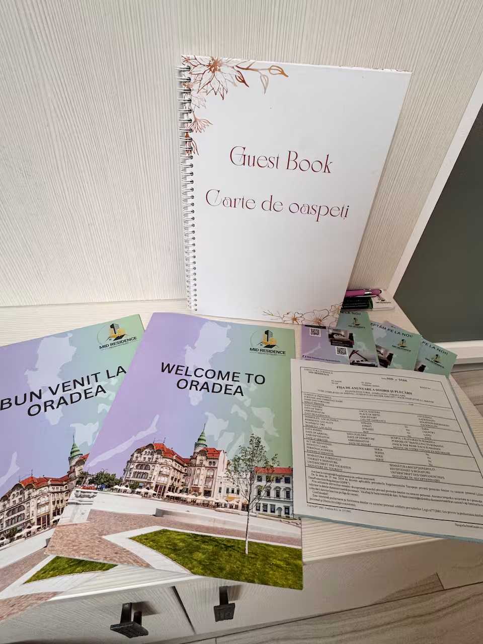 Mid Ultra Central • terasă proprie • check-in independent