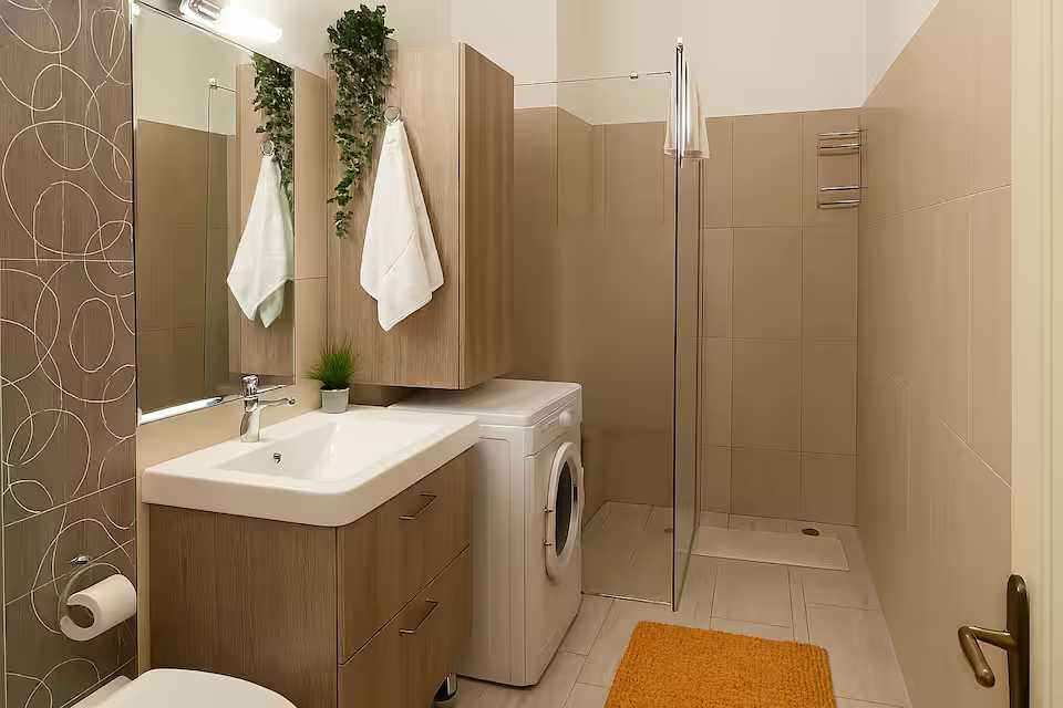 Mid Ultra Central • terasă proprie • check-in independent