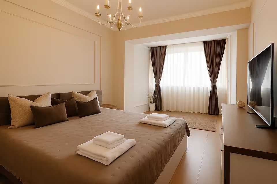 Apartament Mid Velvet – Parcare privată – Check-in independent