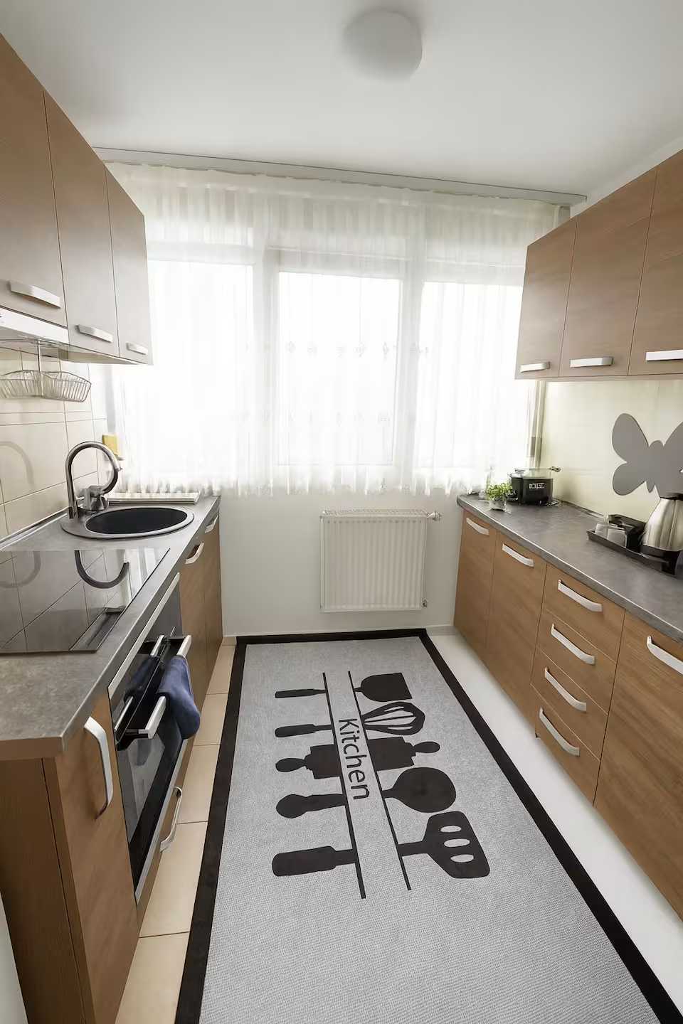 Apartament Mid Velvet – Parcare privată – Check-in independent